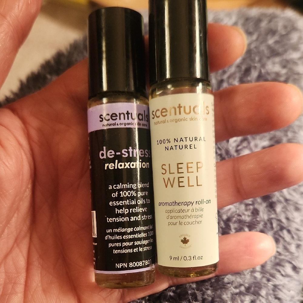 Scentuals Sleep Well Aromatherapy Roll-On - White